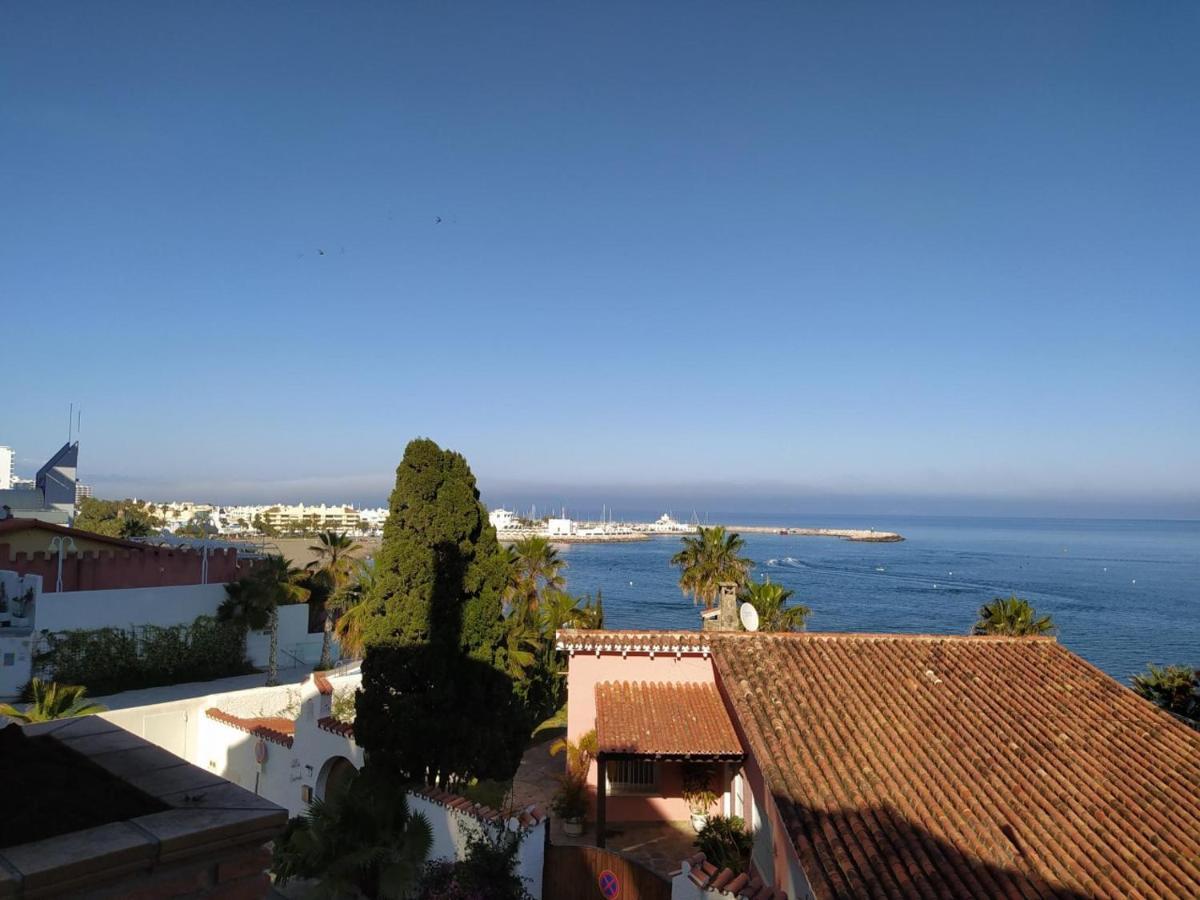Bonito Apartamento Al Lado De La Playa Con Vistas Al Mar Беналмадена Екстериор снимка