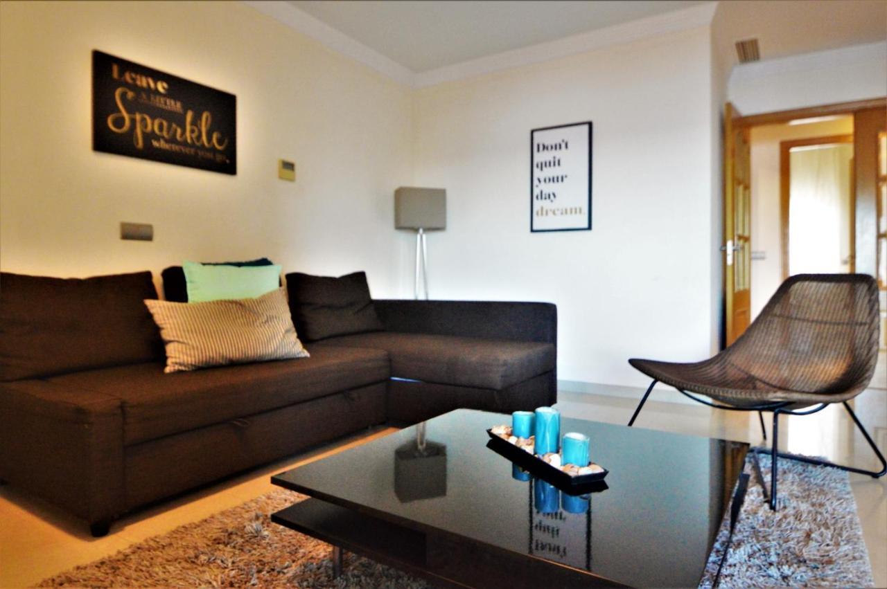 Bonito Apartamento Al Lado De La Playa Con Vistas Al Mar Беналмадена Екстериор снимка
